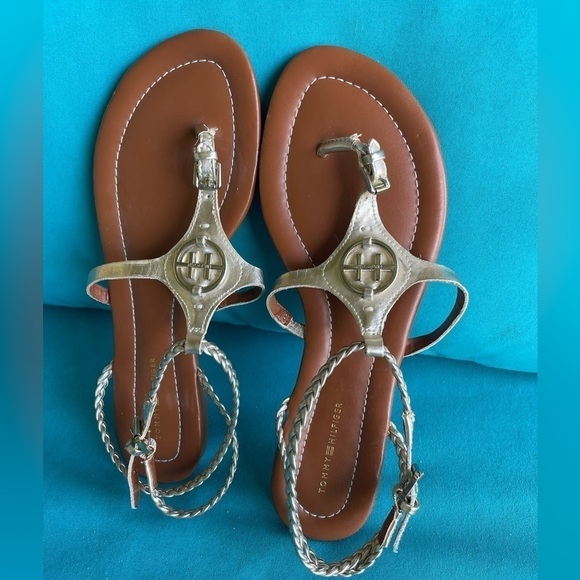 Tommy Hilfiger Shoes - Women’s Tommy Hilfiger strappy sandals size 9.5